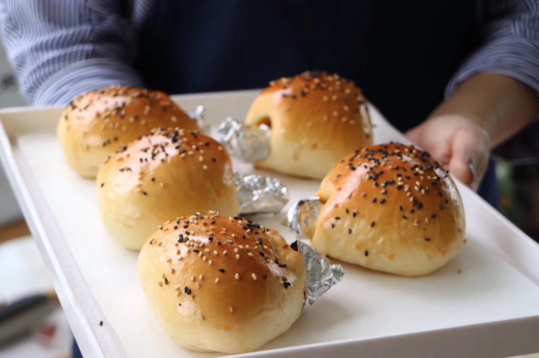 腌了36小时的真黑椒鸡腿面包B13