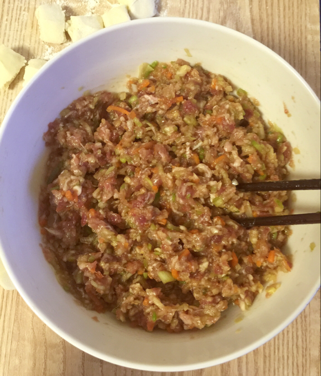 白萝卜牛肉水饺