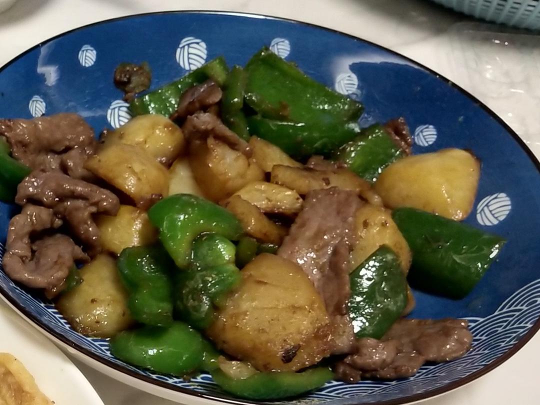 孜然土豆炒牛肉