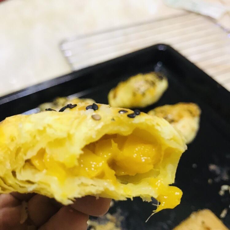 挞皮芒果酥