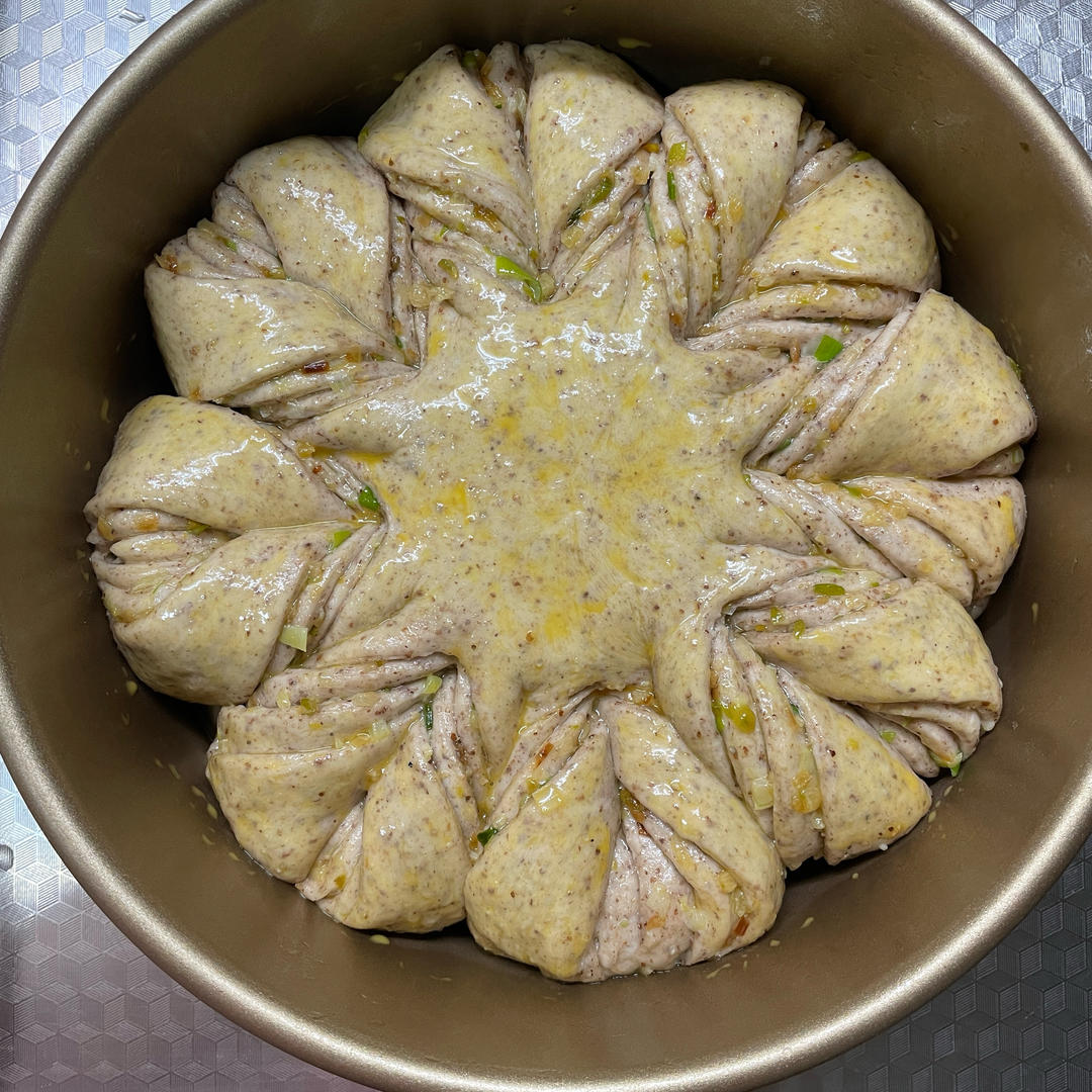 【小高姐】蒜香浓郁 造型优美 不用揉出手膜的面包