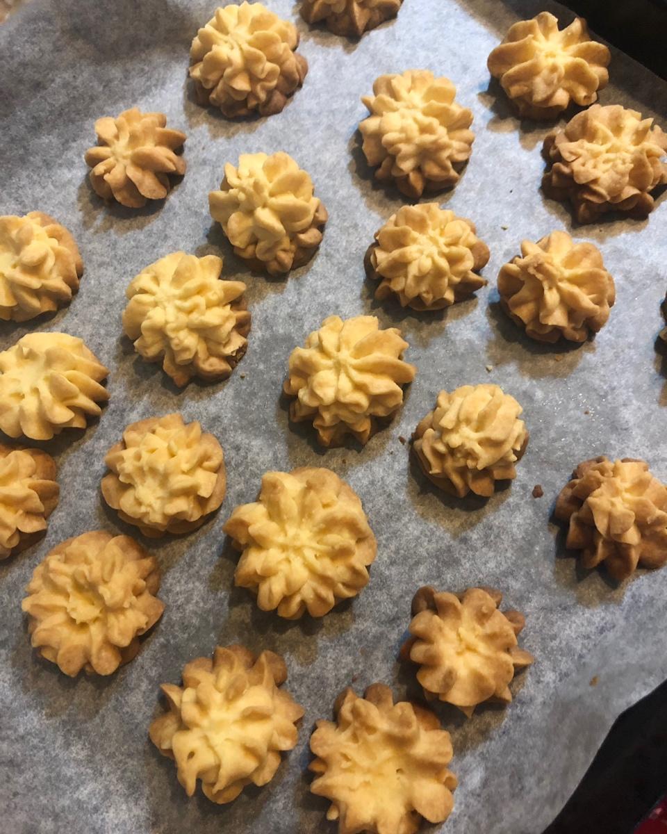 酥到掉渣的网红曲奇 牛油小花 媲美珍妮曲奇