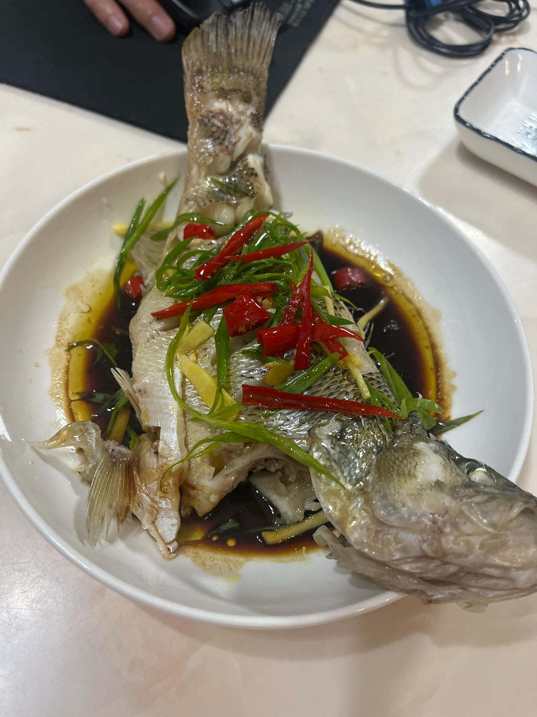 10分钟做 清蒸鲈鱼 （附切鱼图解）