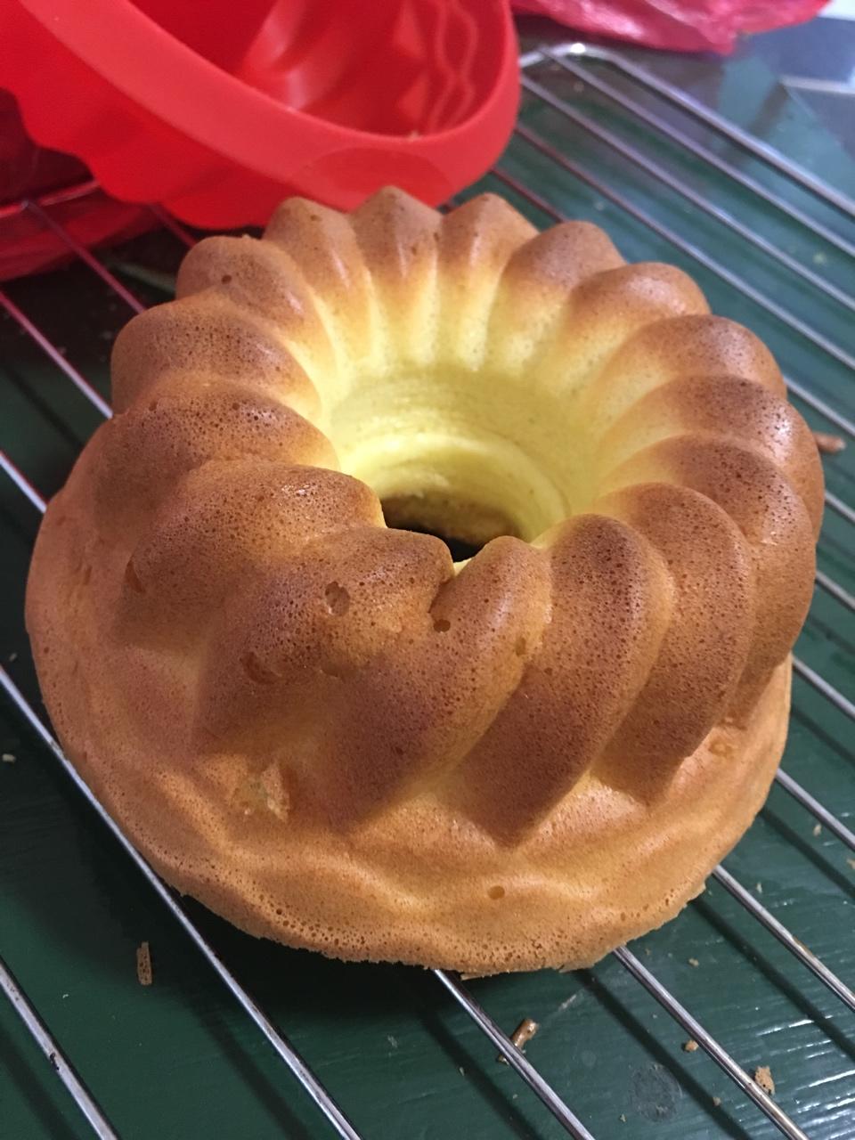 4寸萨瓦林戚风蛋糕