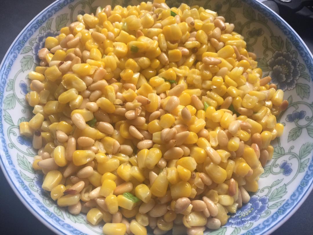 玉米松仁的做法