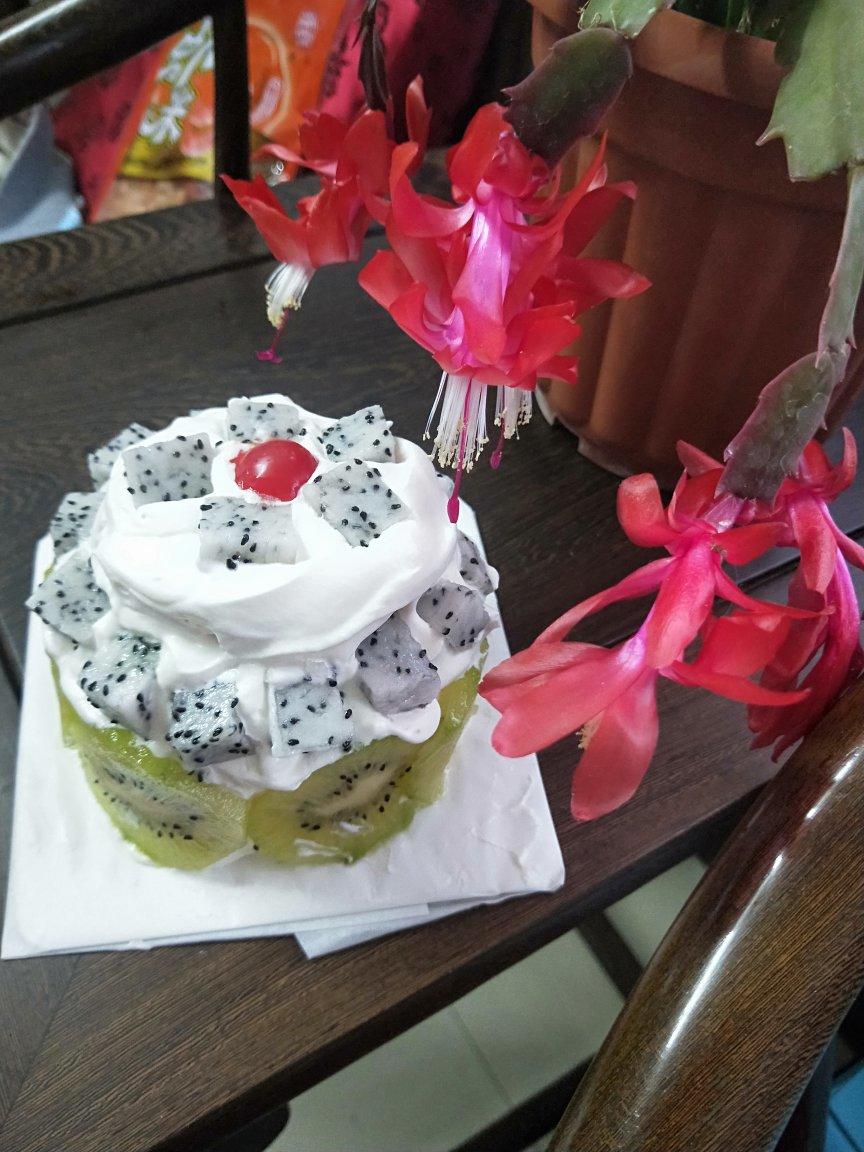 不会抹奶油也可以做的水果裸蛋糕～