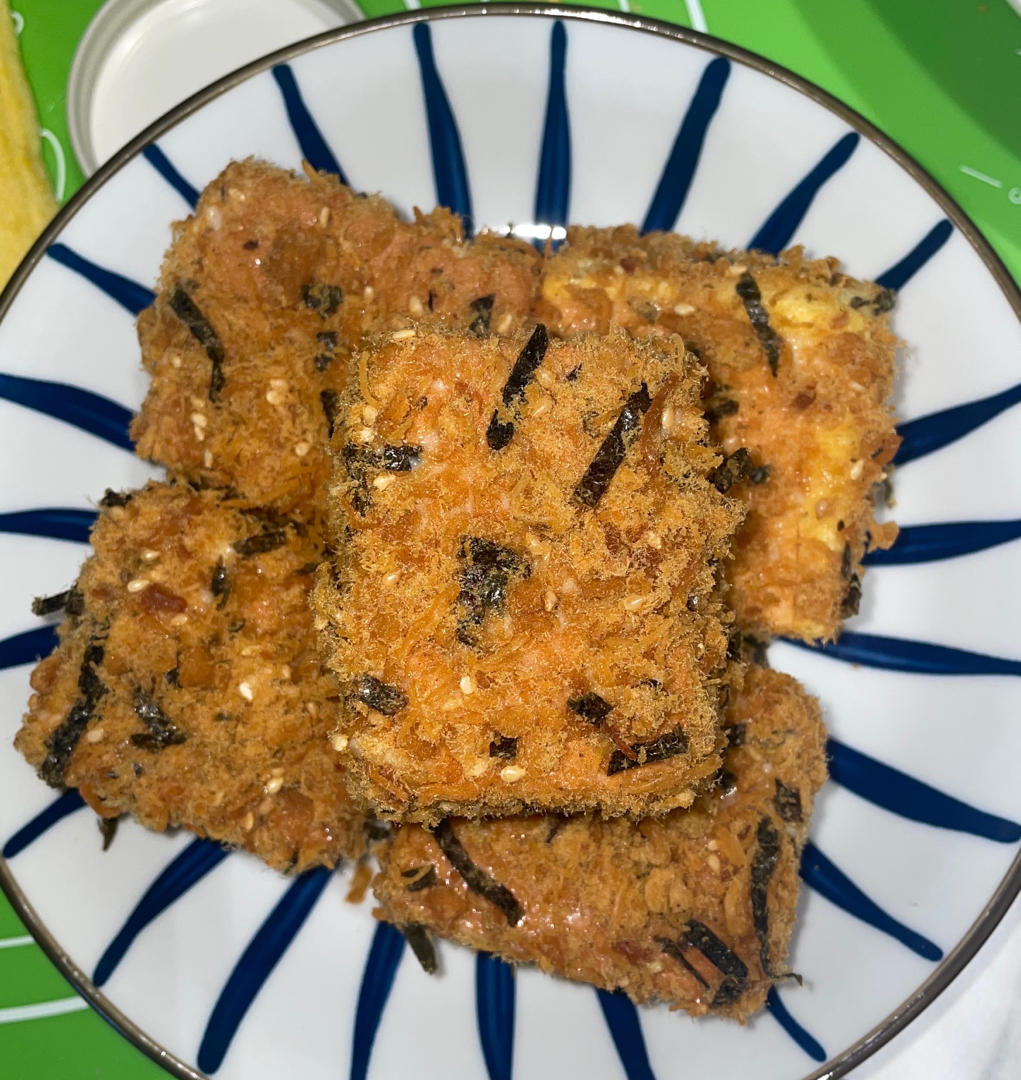 【有奖跟做】海苔肉松小贝蛋糕|酥松绵软