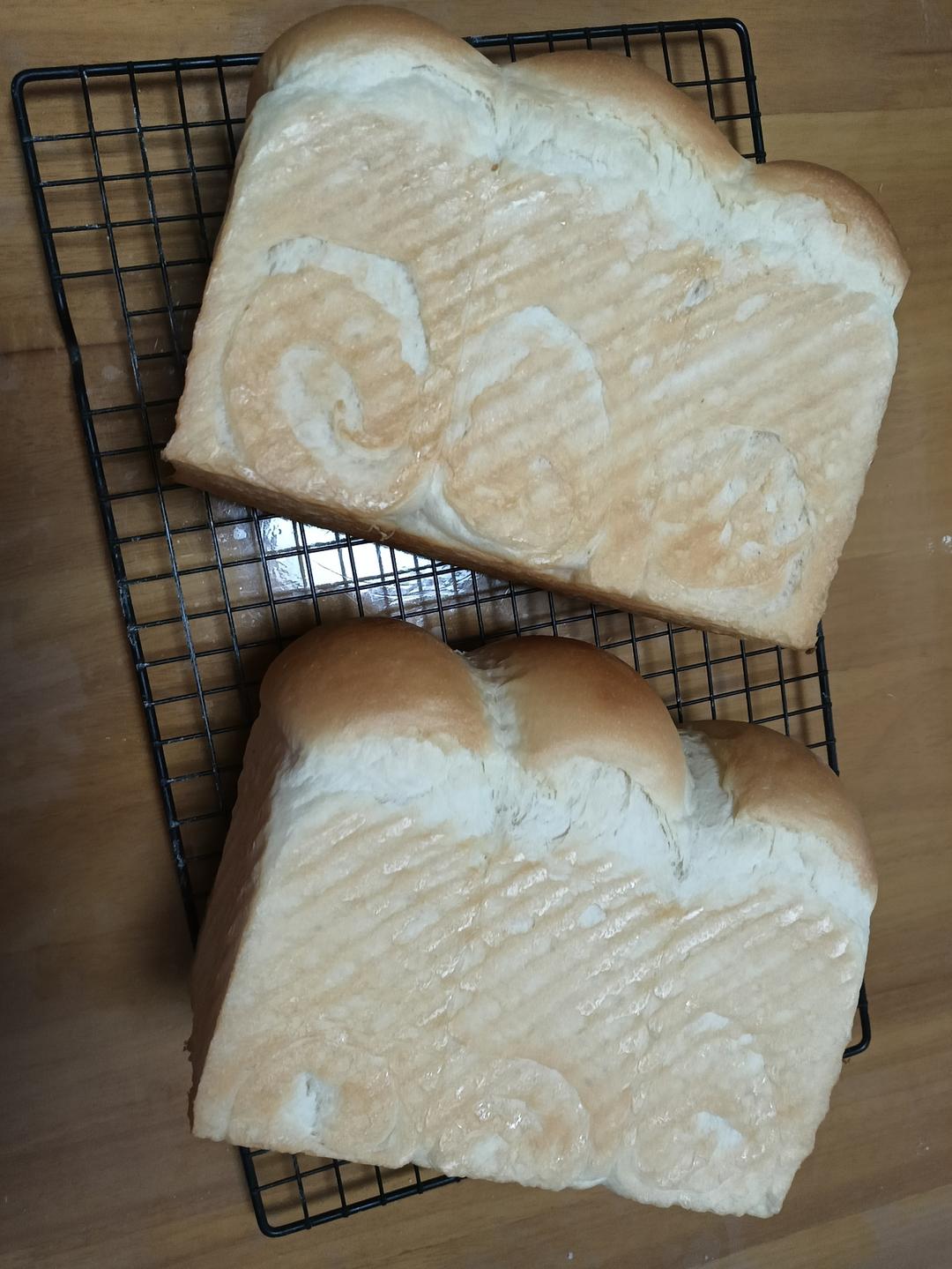 双种牛奶吐司