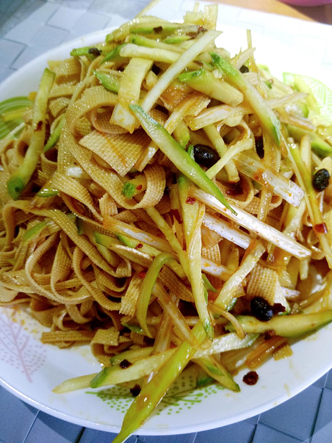 凉拌干豆腐的做法