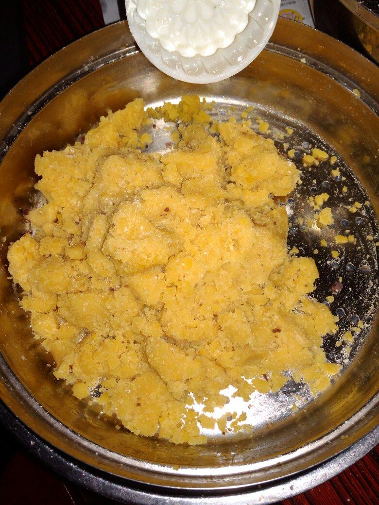 冰皮月饼(不会被腻到的奶黄馅)