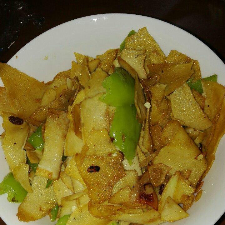 尖椒炒干豆腐
