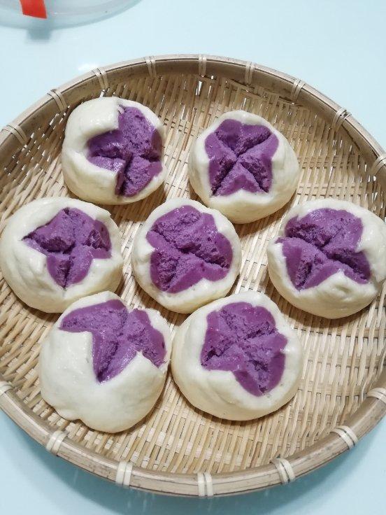 心连心hzk做的【双色开花紫薯馒头】,馒头也可以有花样儿.