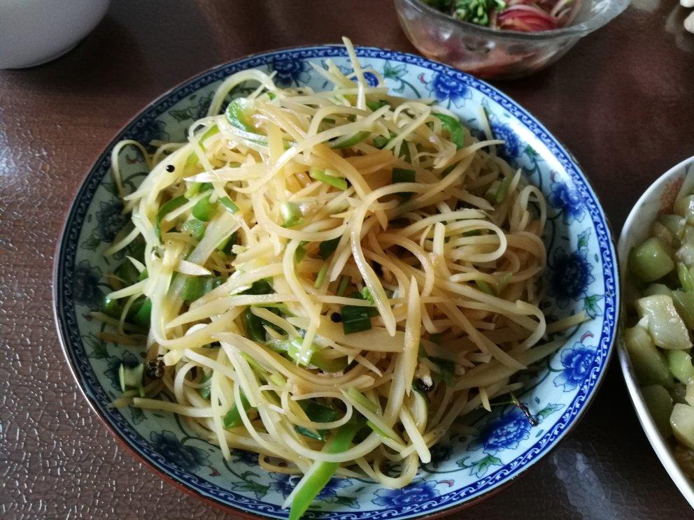 凉拌土豆丝