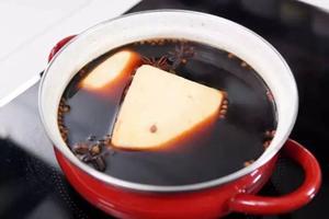 乌龙茶卤豆腐干的做法 步骤2