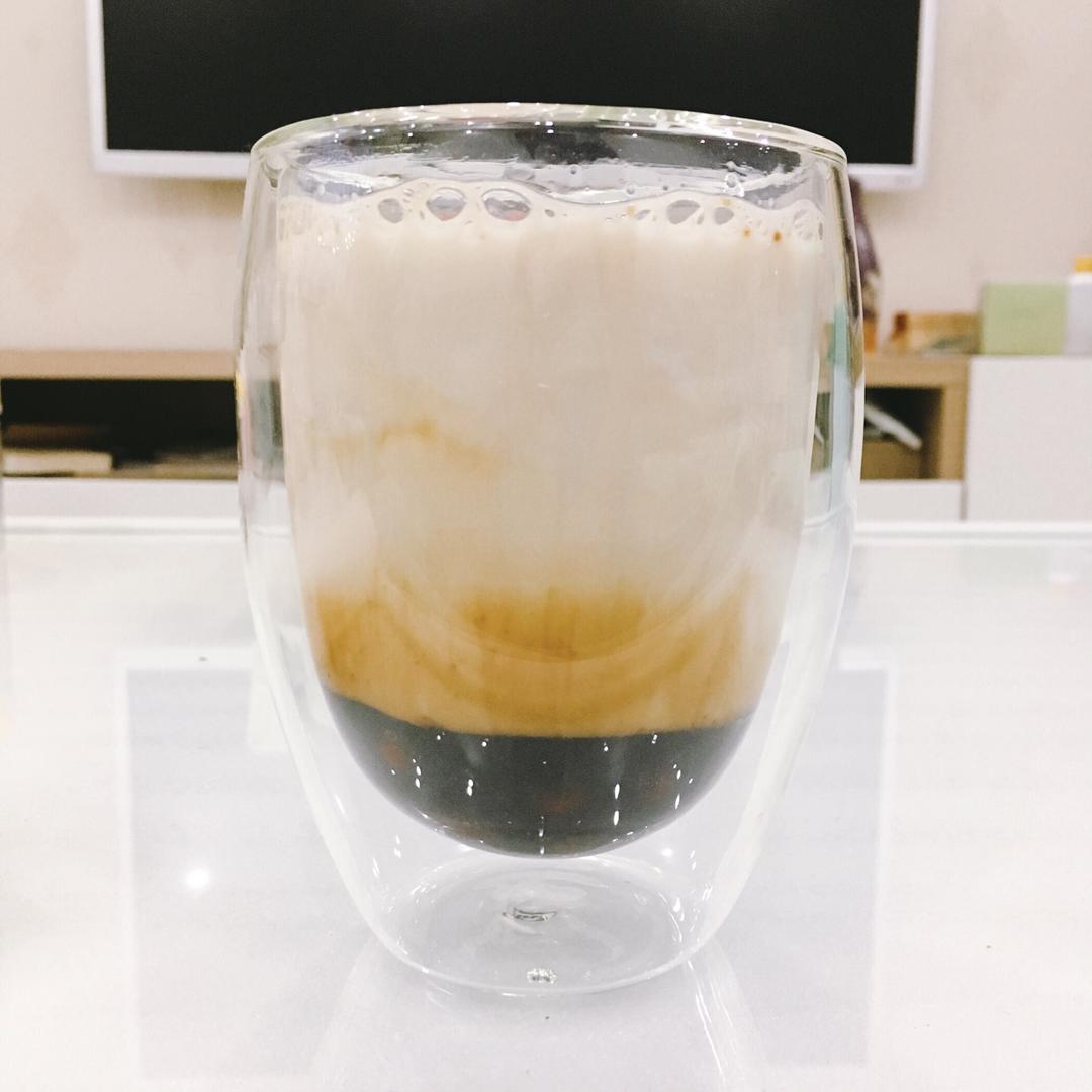 黑糖珍珠鲜奶-在家喝鹿角巷