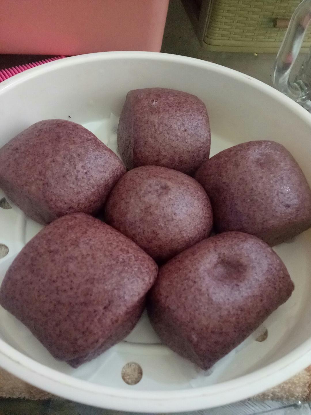 黑米粉刀切馒头
