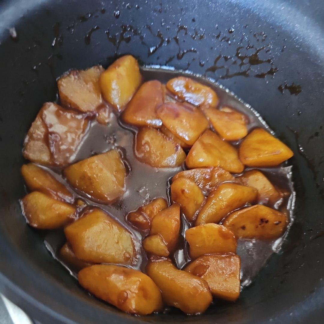 软糯好吃的红烧土豆