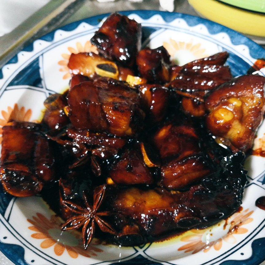 超级好吃的红烧小排