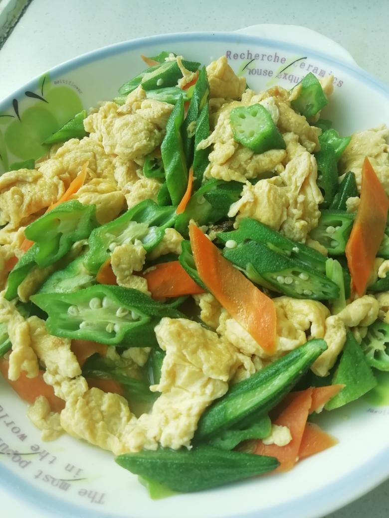 秋葵鸡蛋炒胡萝卜