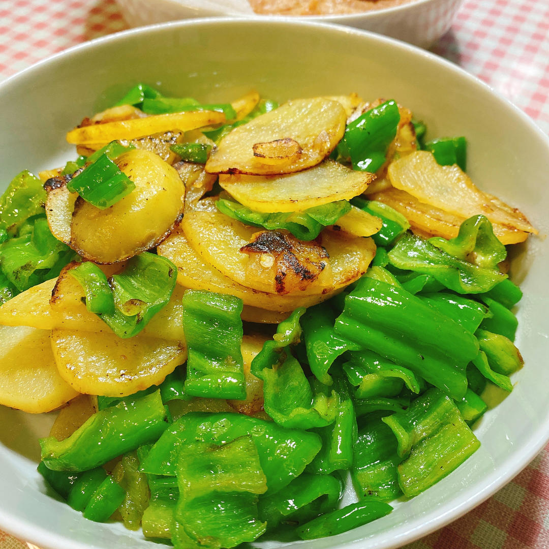 青椒土豆，素菜也可以香香的