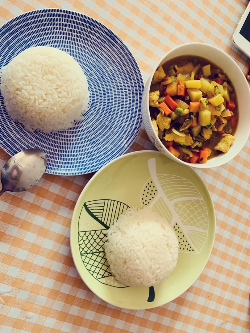 咖喱鸡肉饭