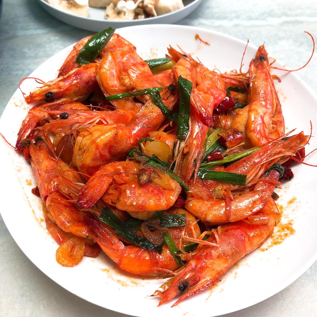葱香油焖大虾