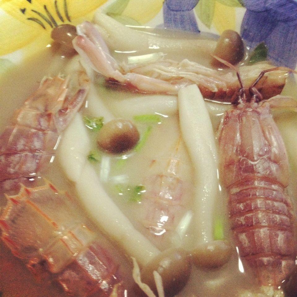 皮皮虾蟹味菇汤的做法