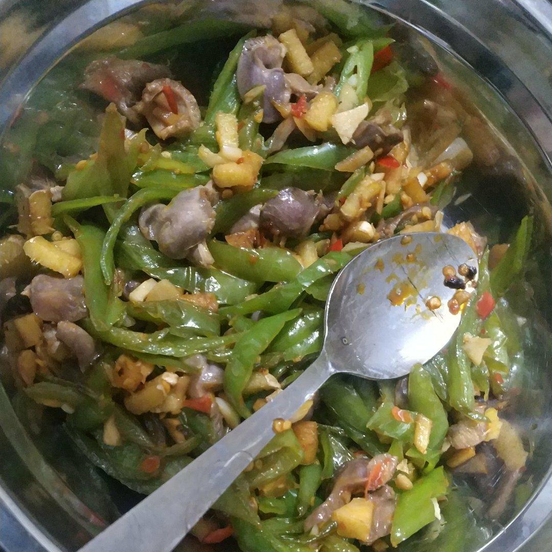 爆炒鸡胗