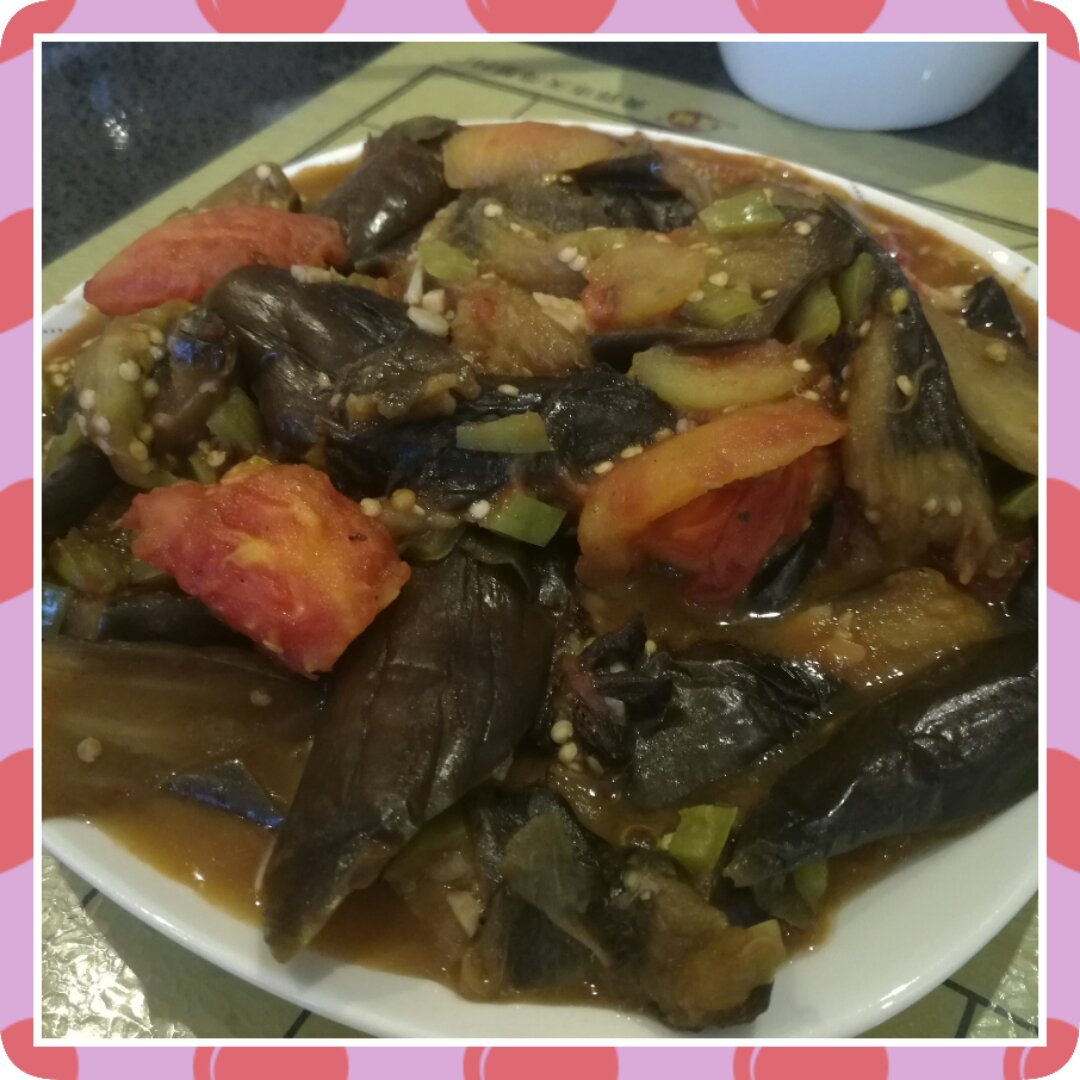 西红柿尖椒炒茄子