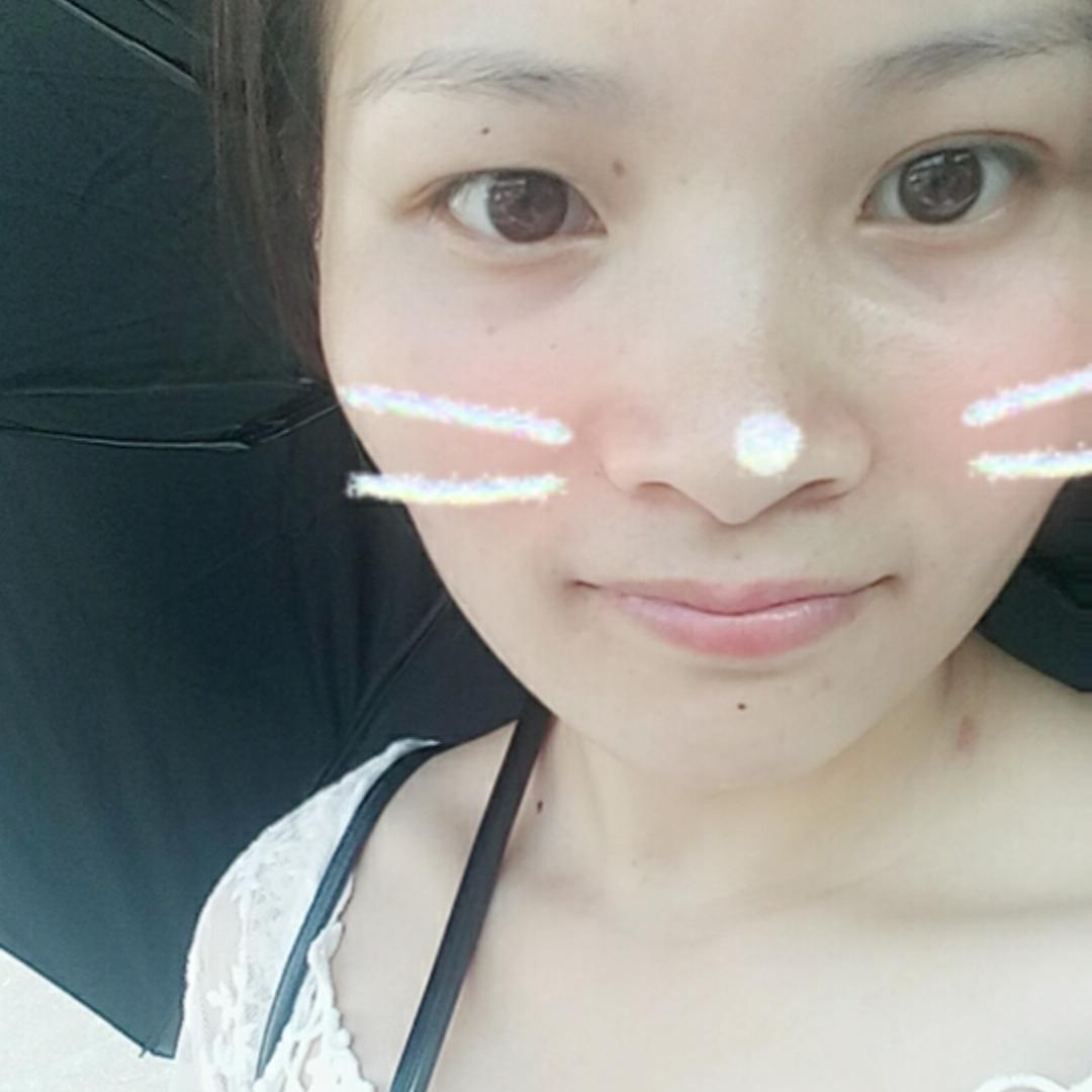 黑格子衬衫