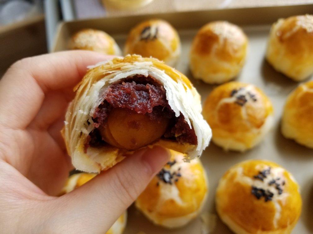 免揉免松弛超快手不破酥不混酥的蛋黄酥—新手一看包会