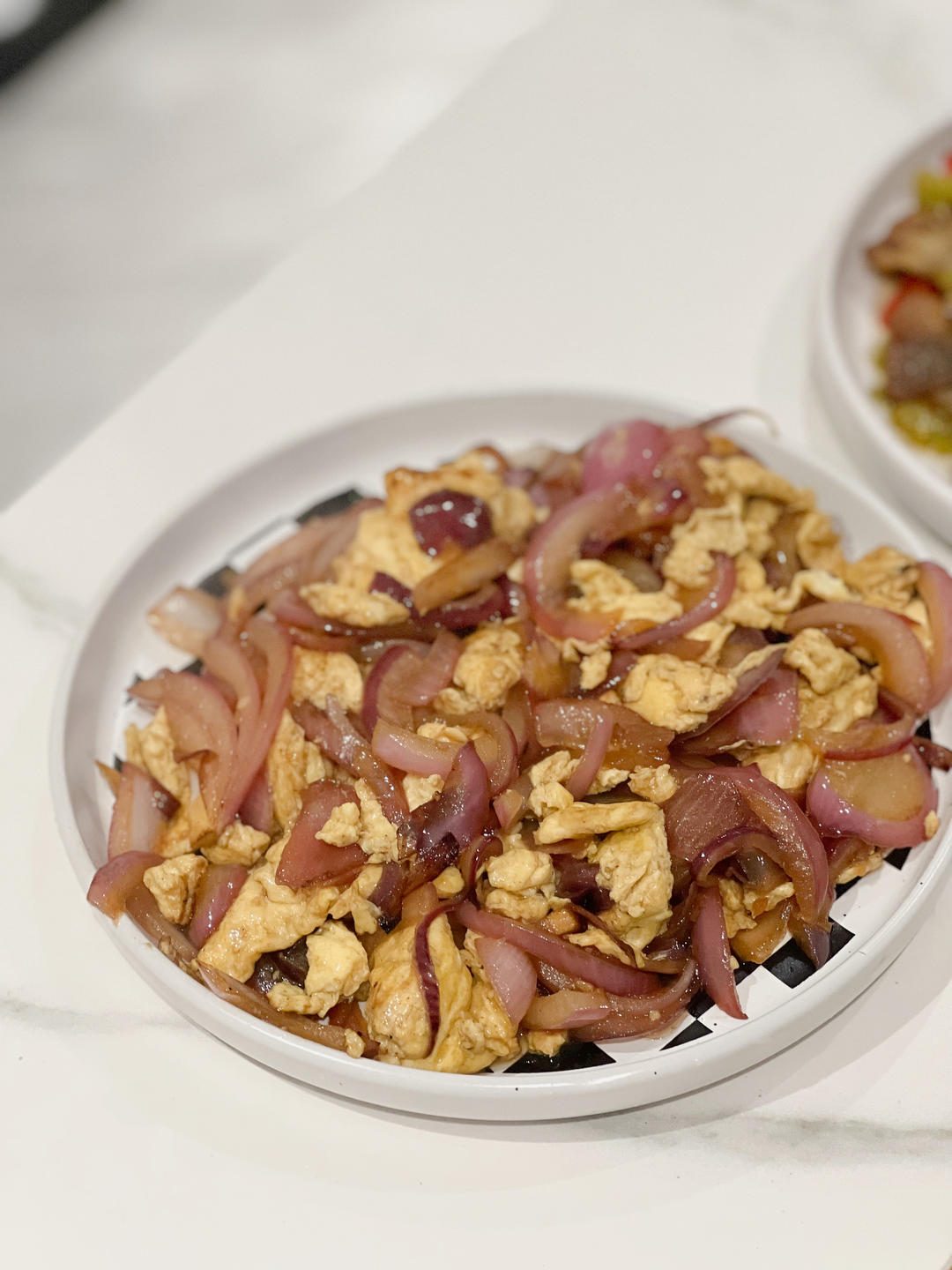 降压防癌的好食材  洋葱炒鸡蛋