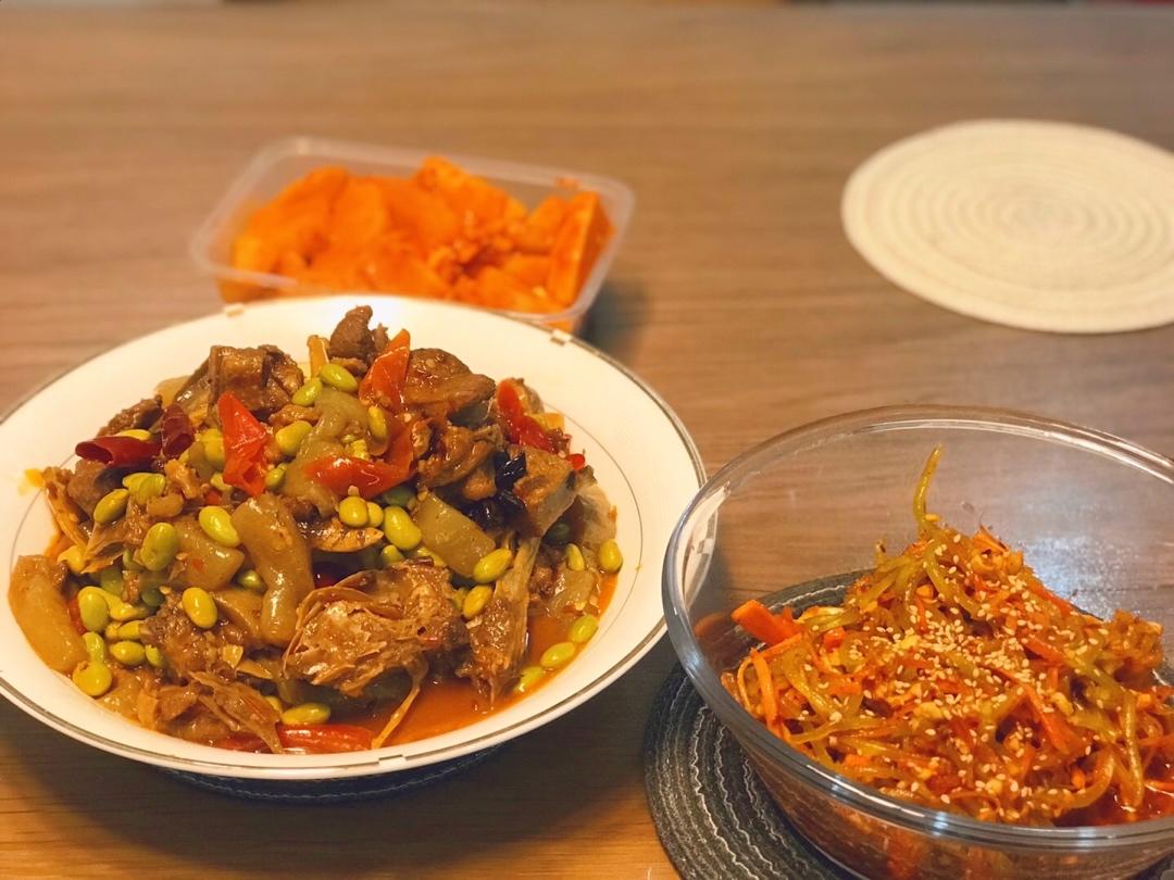 青豆魔芋烧鸭子