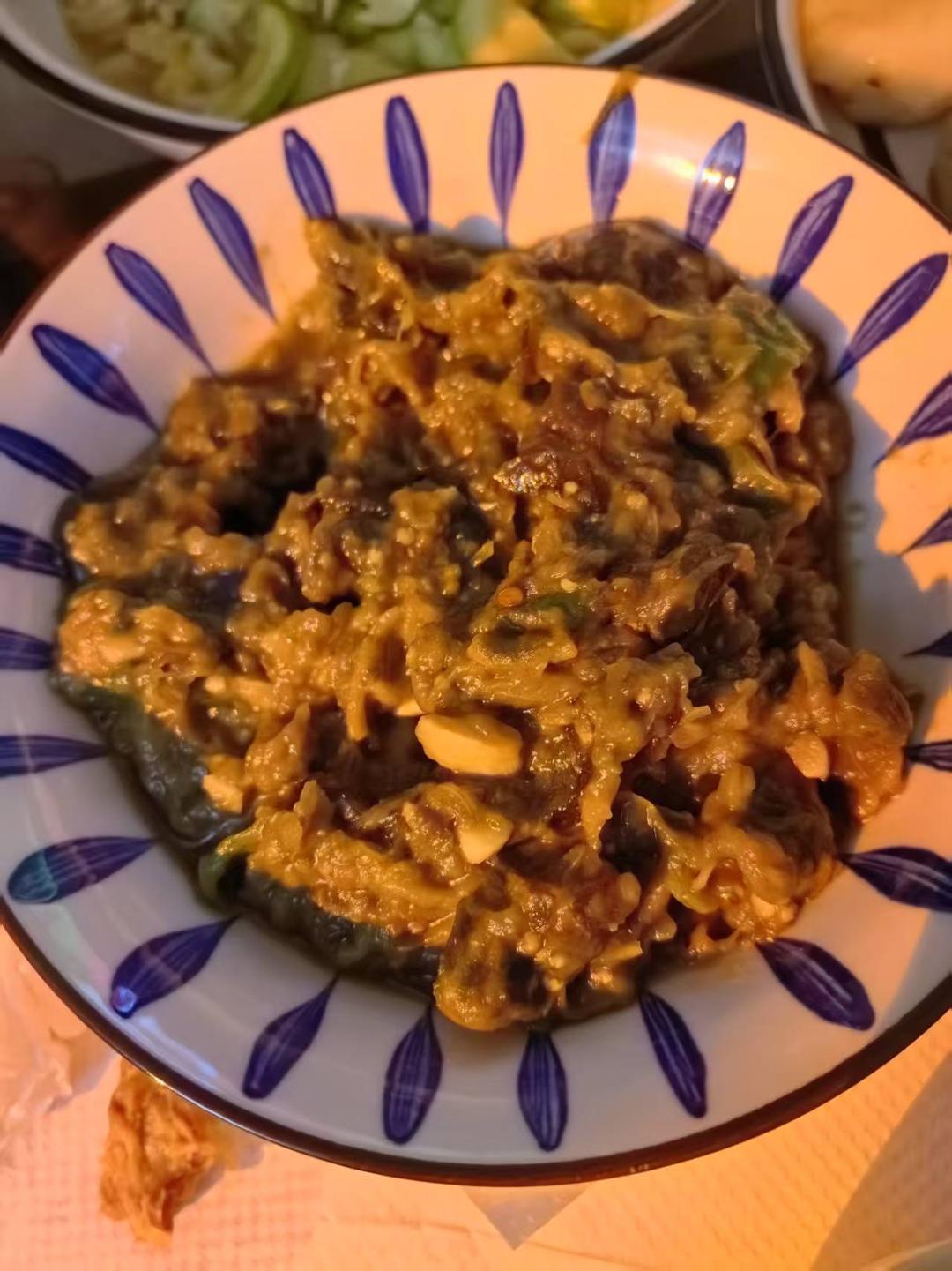 擂辣椒茄子皮蛋，开胃解腻