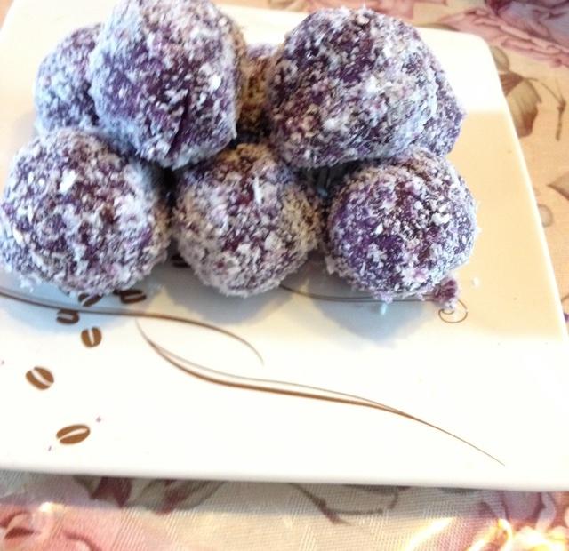 椰蓉紫薯球