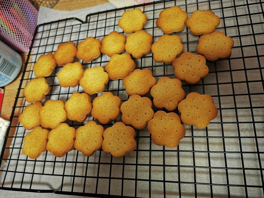 自制雪花酥小奇福饼干