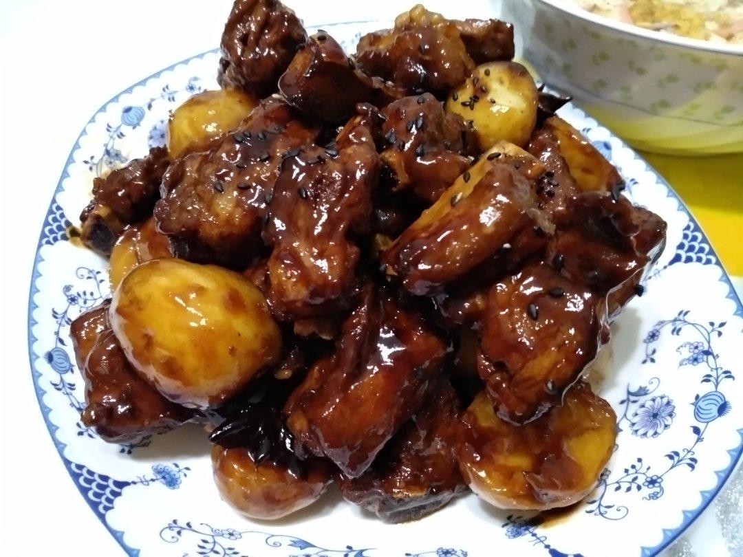 土豆烧排骨