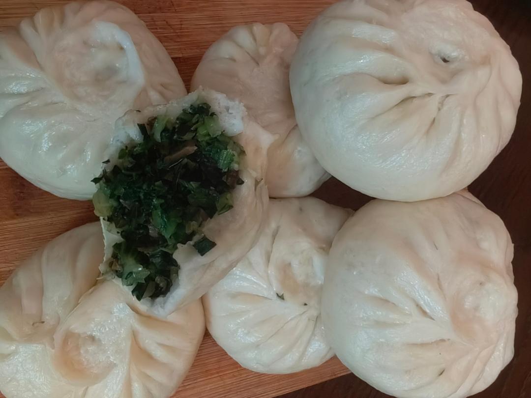 绿绿的青菜油渣包