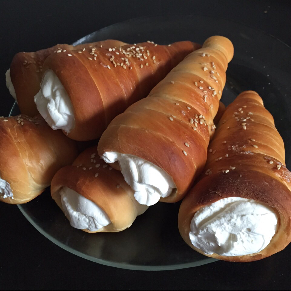 牛角面包卷 Bread Cone