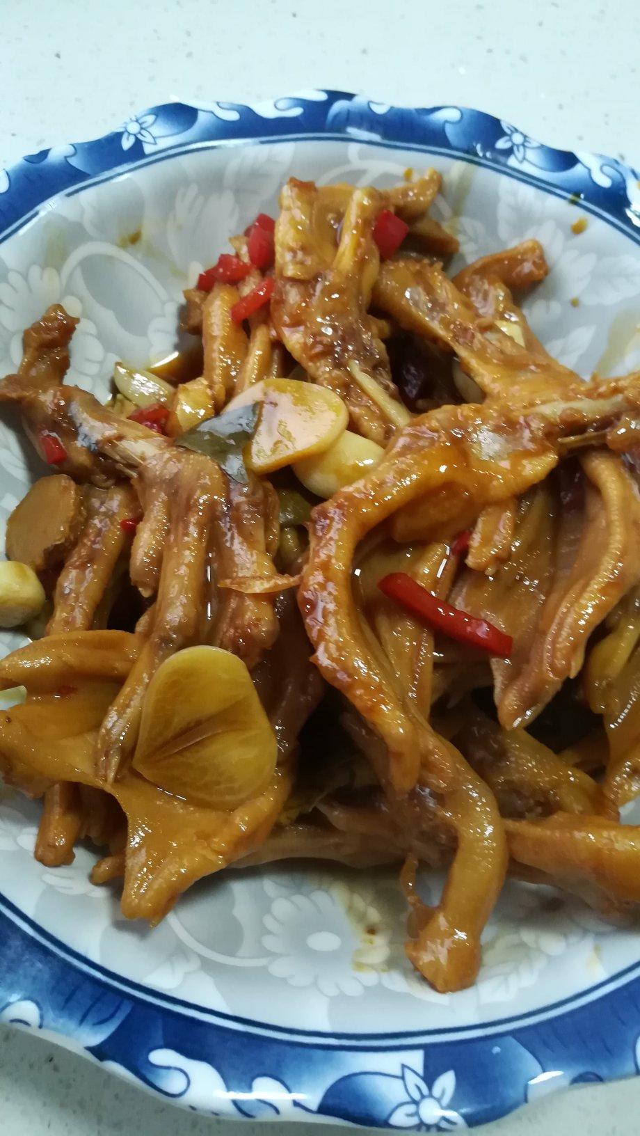 卤鸭掌不好吃你打我