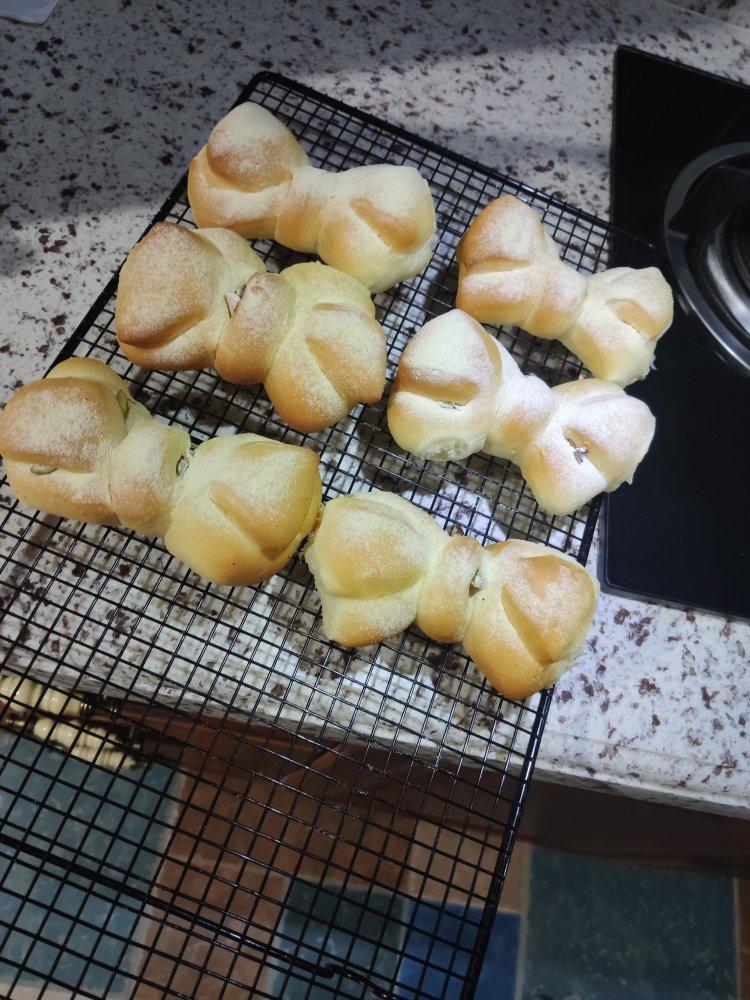 蝴蝶结小餐包