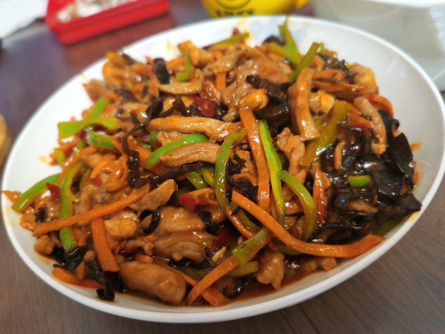 超好吃的鱼香肉丝（做法相当简单，一看就会）