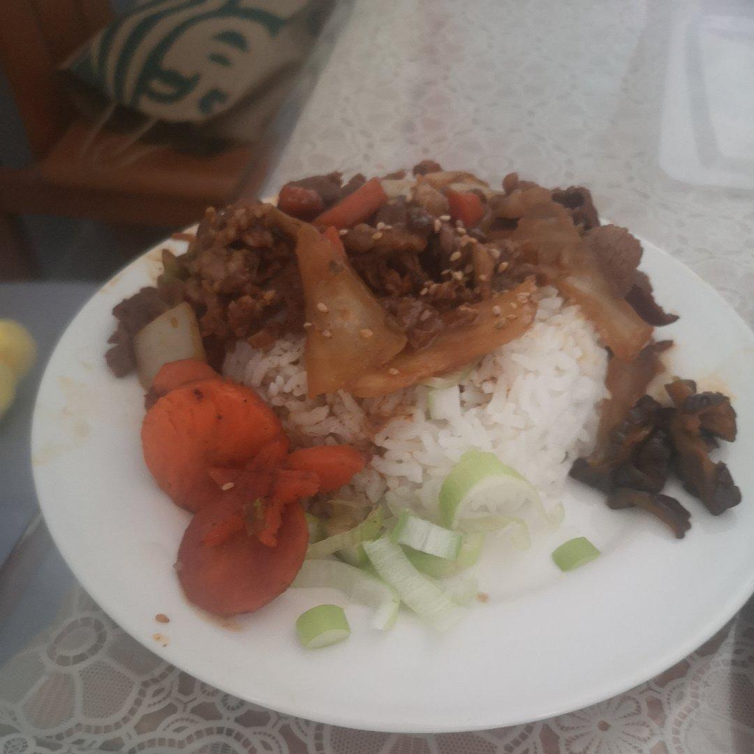 日式照烧牛肉饭