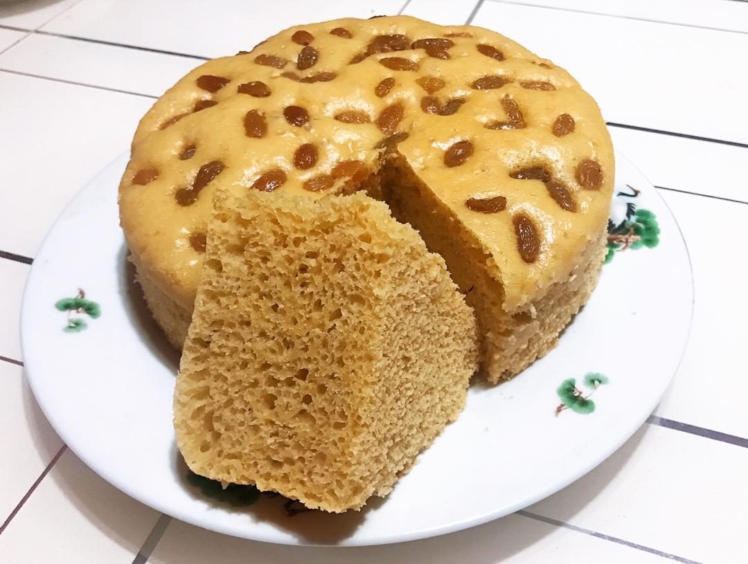 Q弹柔软的红糖葡萄干发糕
