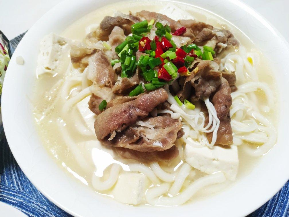酸汤肥牛