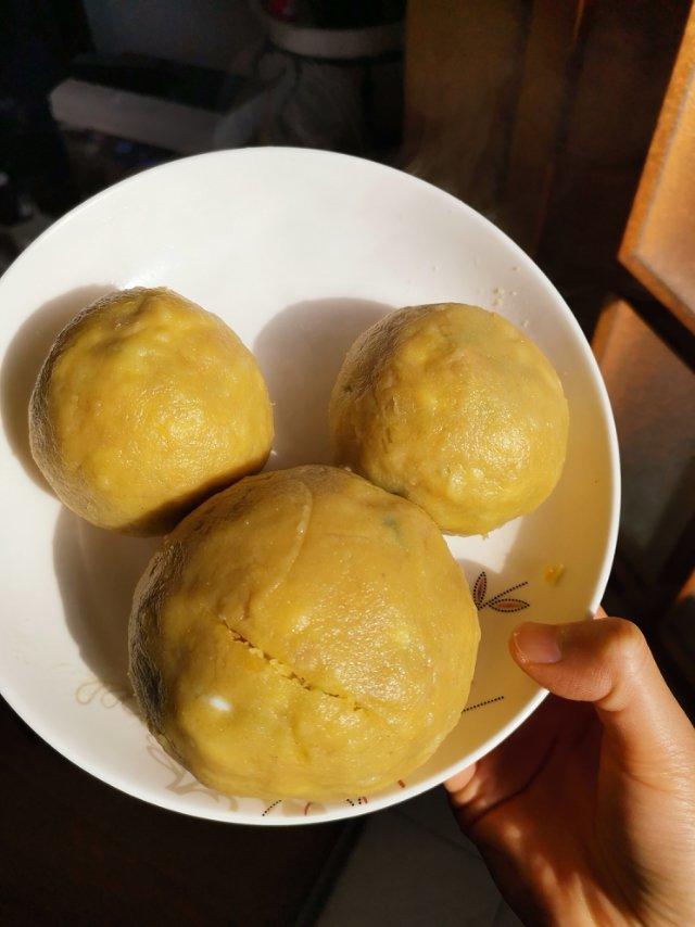 手机用户8934_12ae做的玉米面菜团子