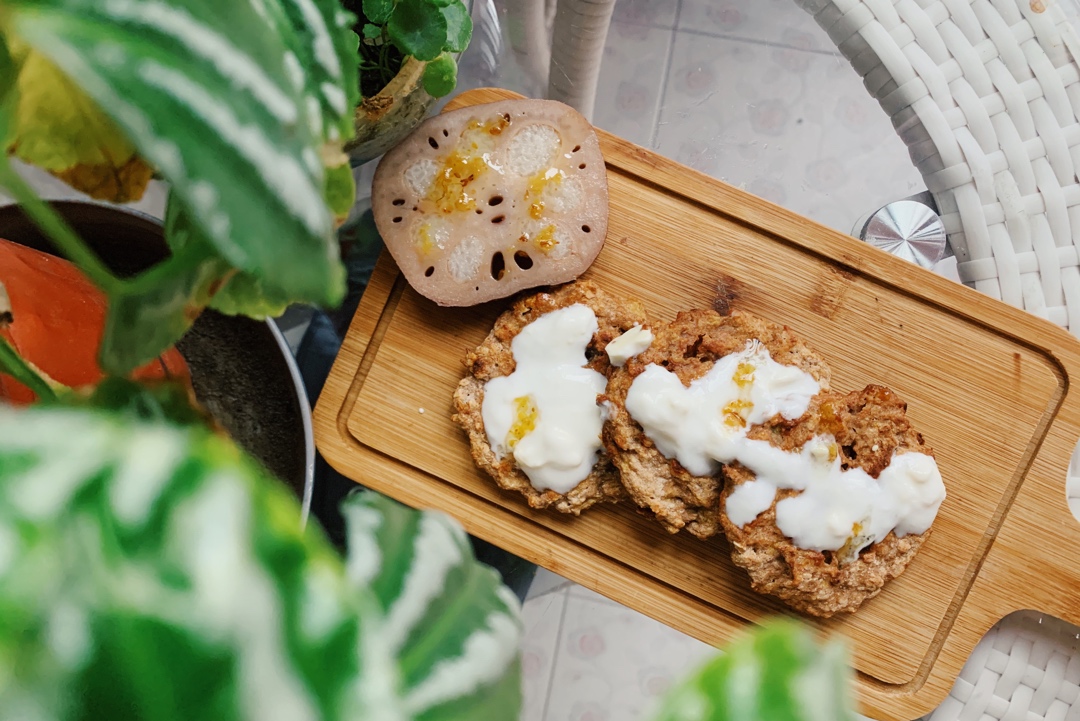 燕麦香蕉早餐小松饼丨健康·三餐