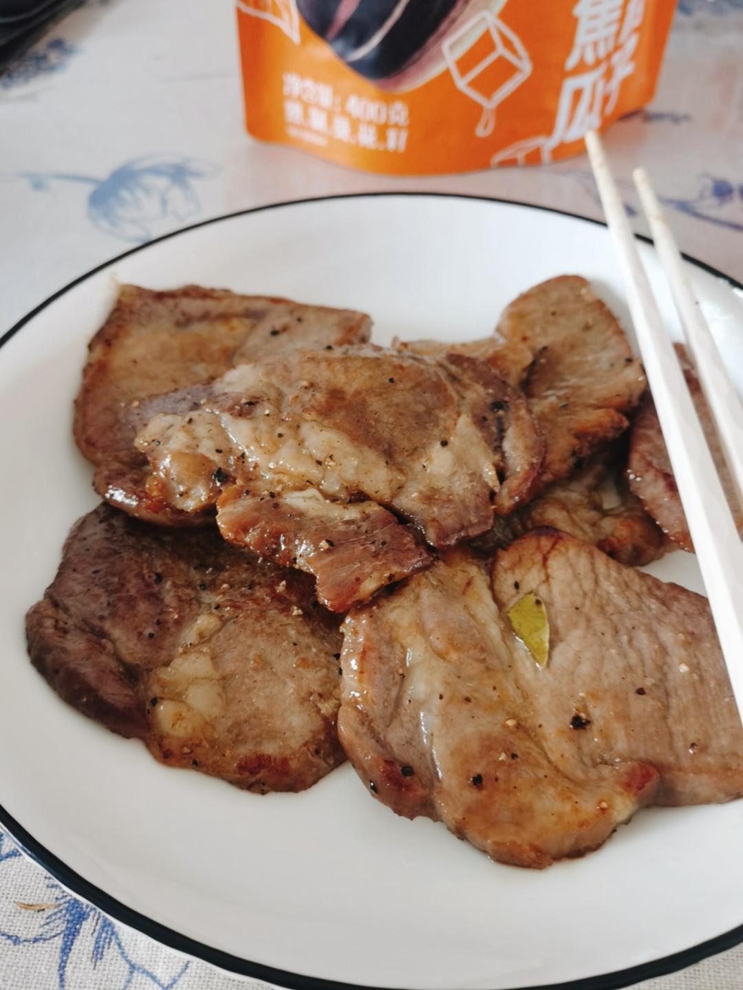 五分钟成就的宴客菜：香煎梅花肉