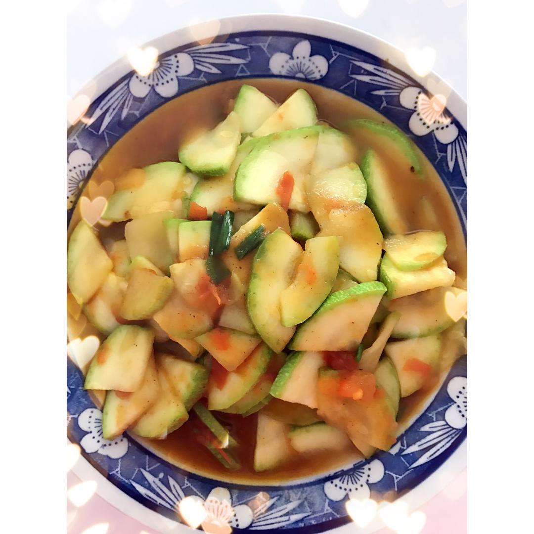 西红柿炒西葫芦