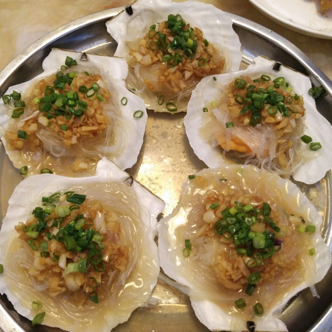 蒜蓉粉丝蒸扇贝